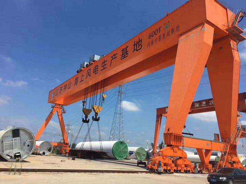 湖北武汉集装箱龙门起重机厂家 集装箱龙门起重机多机协同作业：历史演进与实景实践解析​