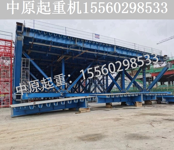 钢箱梁施工团队