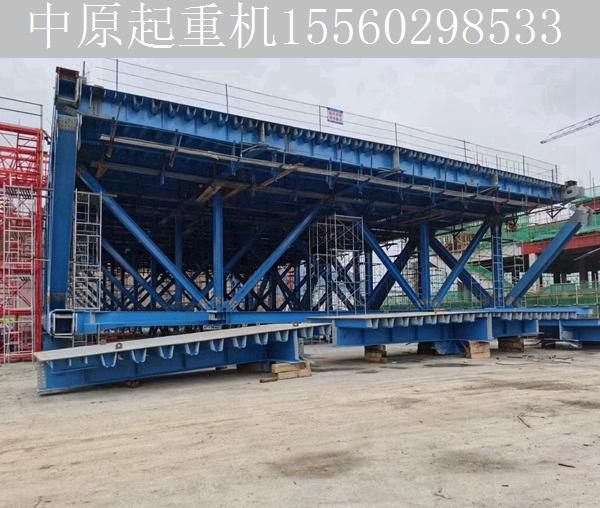 钢箱梁施工团队
